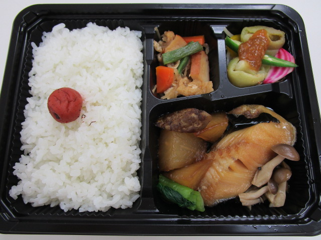 日替わり弁当（銀ムツの煮つけ）