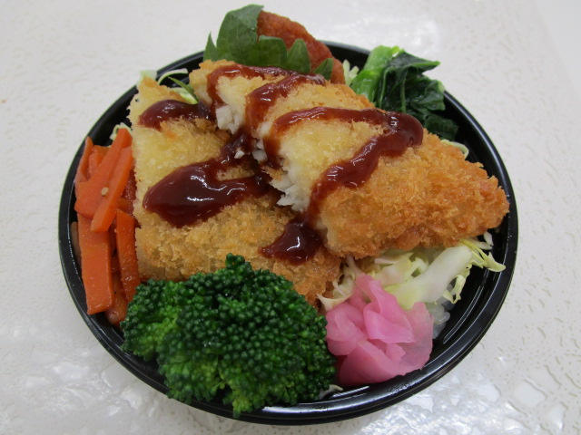 白身魚のフライ丼