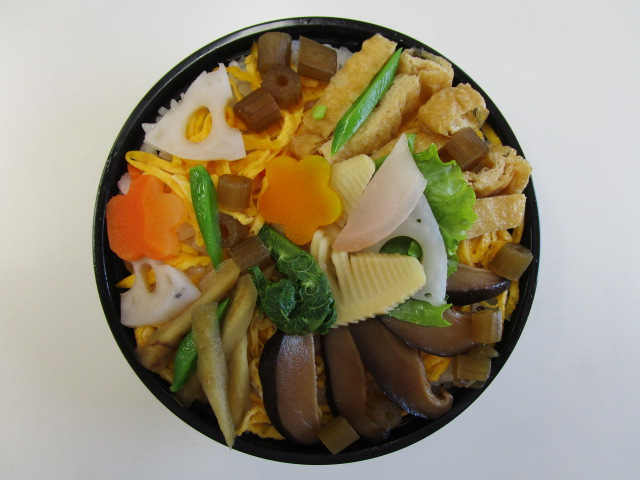 野菜のちらし丼