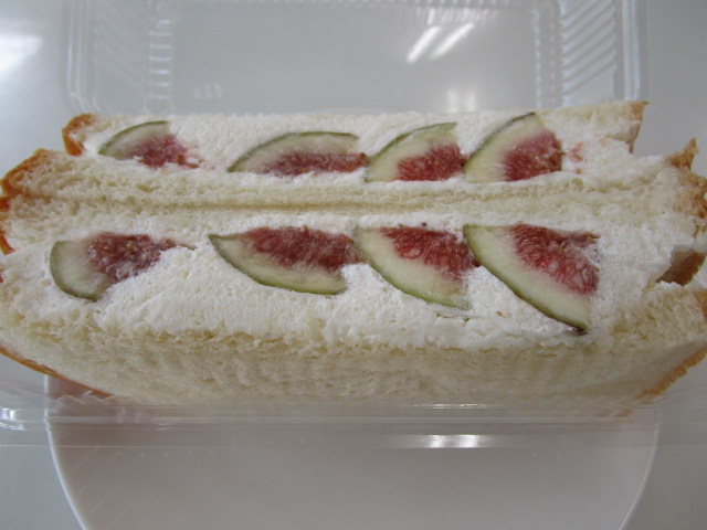 フルーツサンド（いちじく）