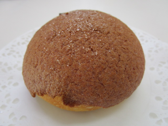 いちごメロンパン